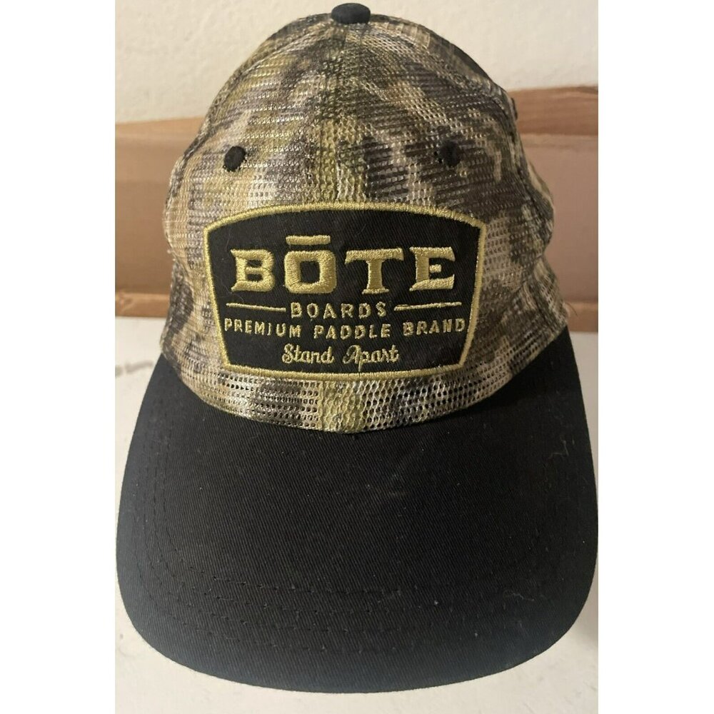 Bote Boards Logo Camouflage Snapback Cap Embroidered Patch Meshback Hat